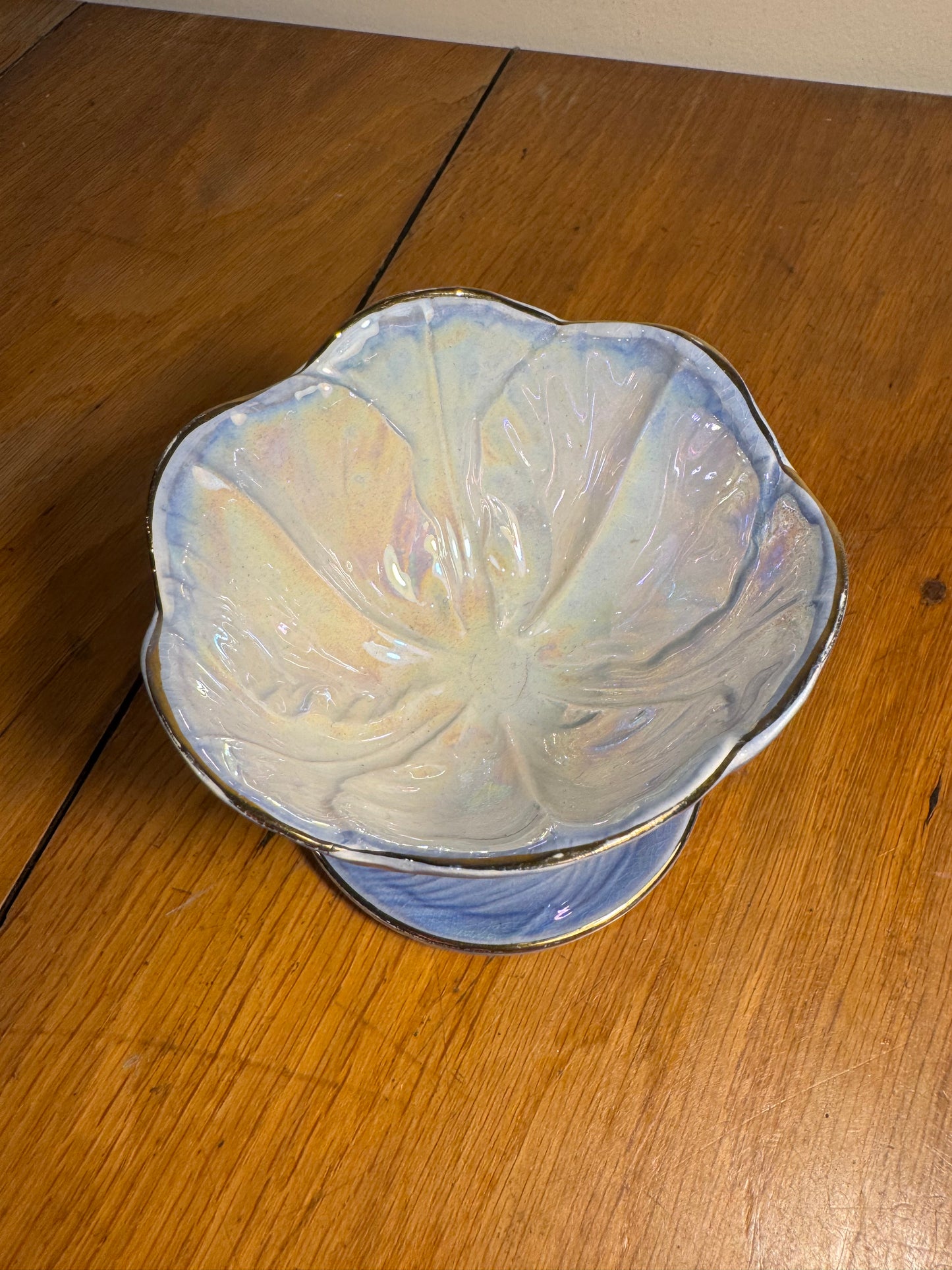 Lustre Maling Harlequin Flower Sundae Dish Blue/Purple Iridescent | Vintage Retro | Trinket Dish |