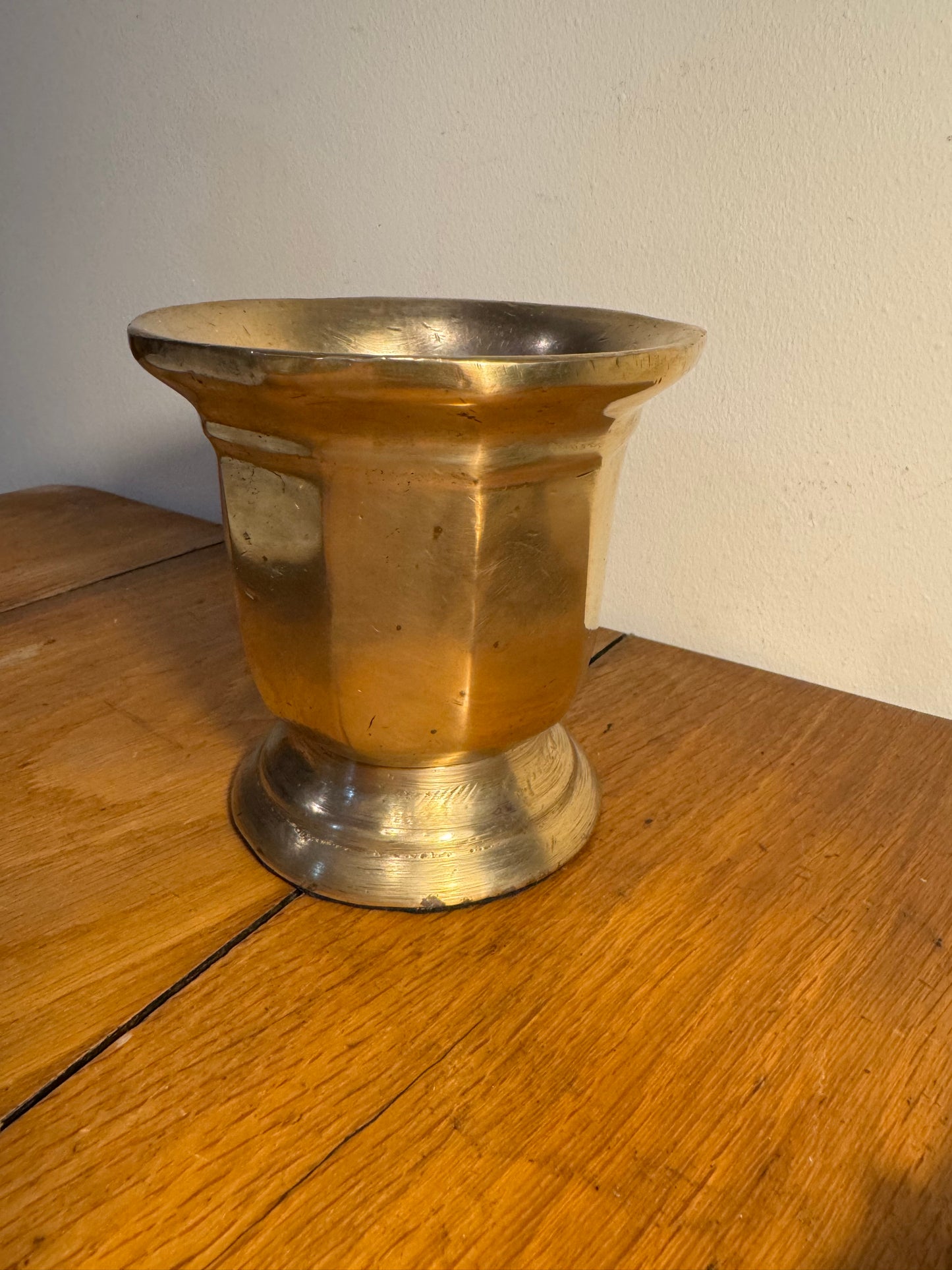 Solid Brass Antique Mortar & Pestle | 4KG | Vintage Kitchenware | Gold |