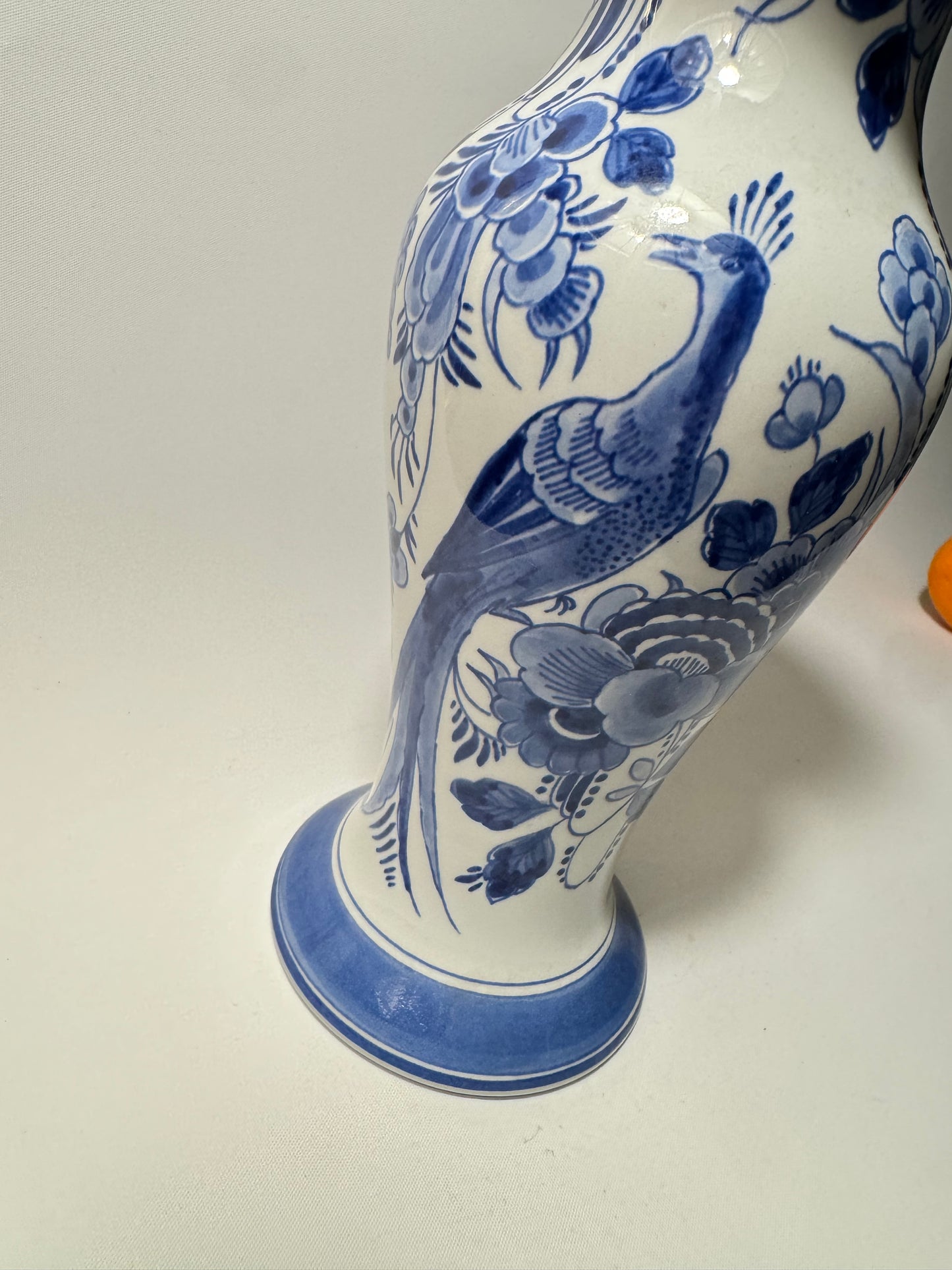 De Porceleyne Fles Royal Delft 1984 Handpainted Peacock Vase | Vintage Retro | Rare Unique |