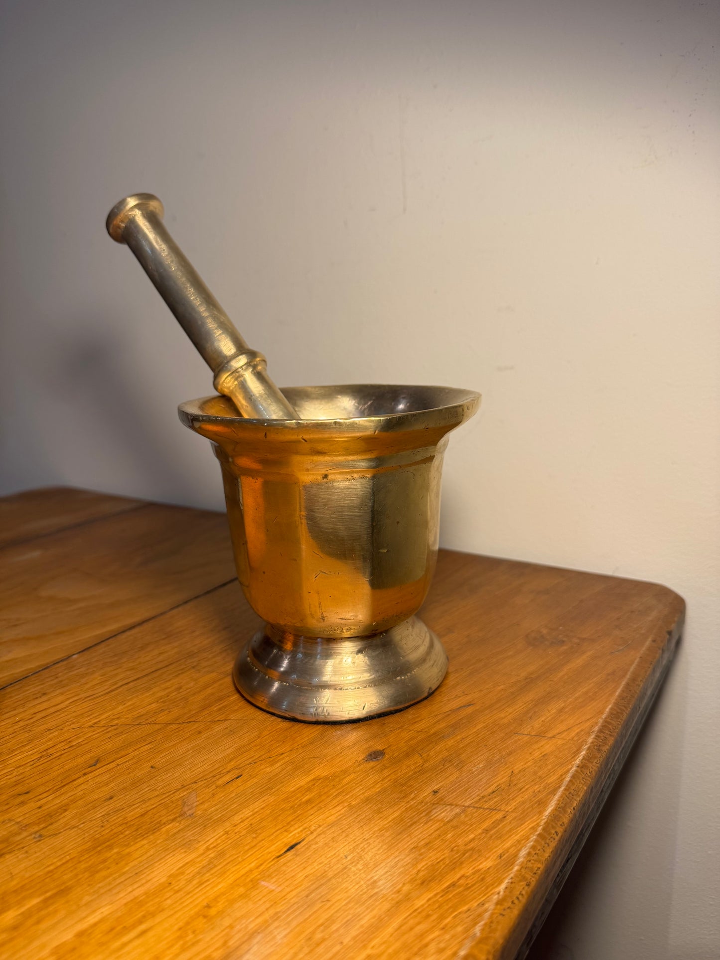 Solid Brass Antique Mortar & Pestle | 4KG | Vintage Kitchenware | Gold |