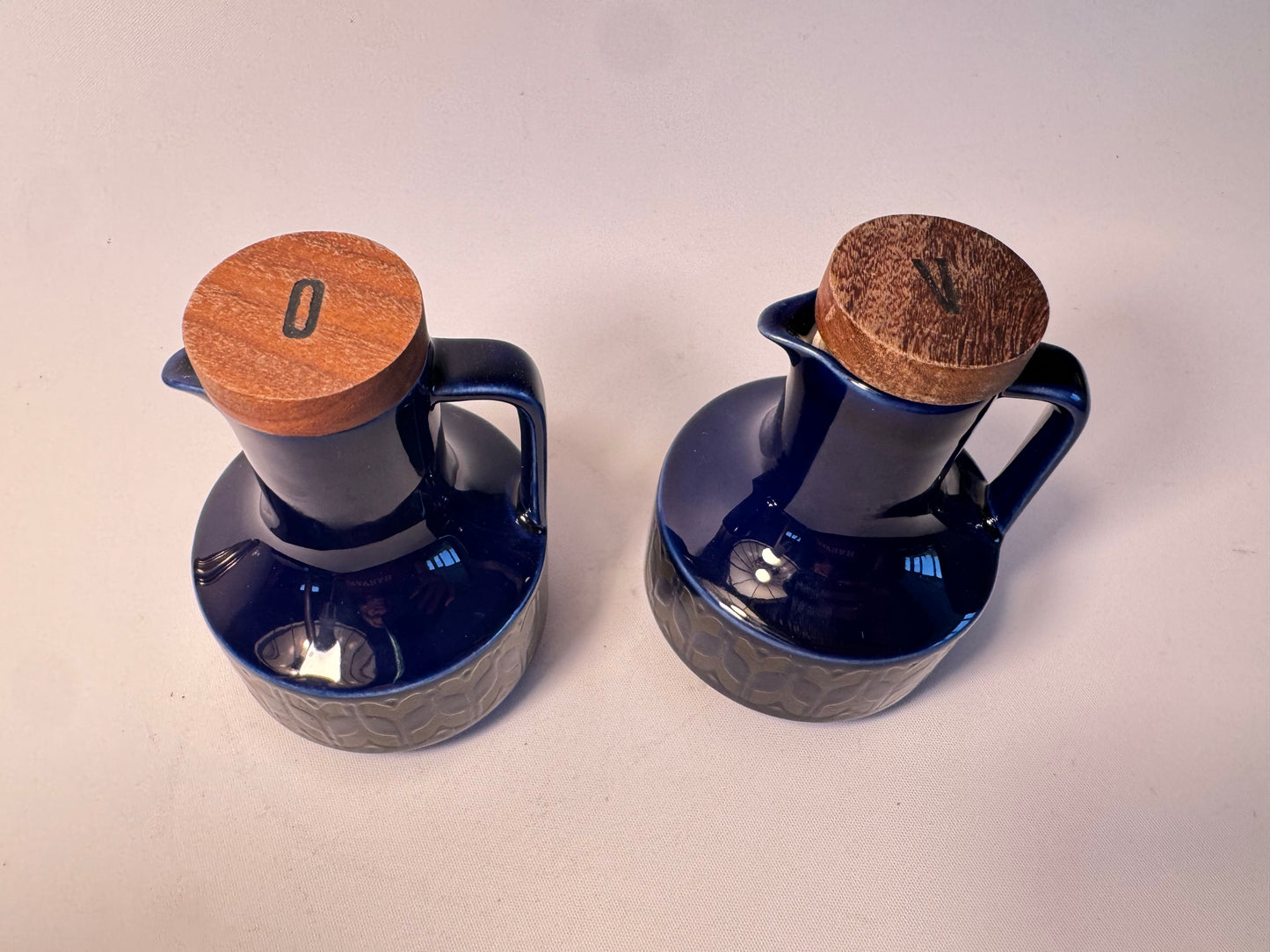Hornsea Heirloom Navy Blue Oil & Vinegar Pair | Vintage Retro |