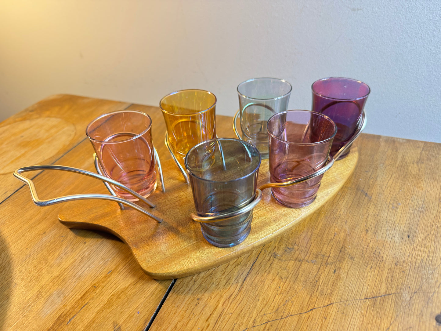 Set of Six Coloured Shot Glasses and a Wooden Serving Tray Stand Wyncraft | 1960s | Made in England | Vintage Retro |