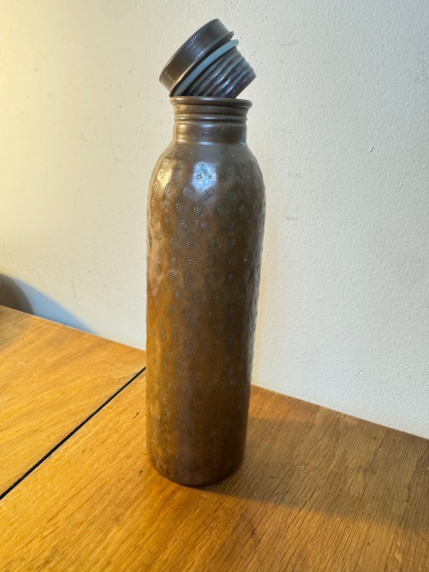 Hammered Copper Flask Bottle with Screw Top Lid | Vintage Retro Antique |