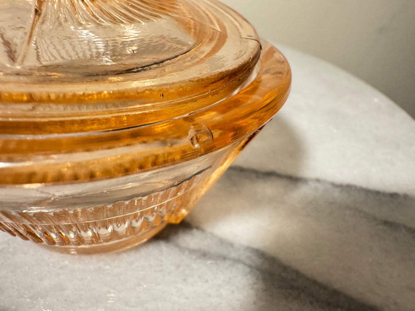 Small Pressed Glass Trinket Vanity Dish with Lid | Art Deco Vintage Retro | Pink |