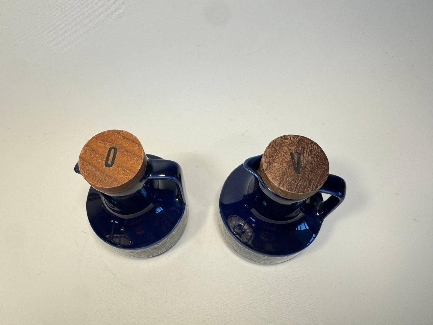 Hornsea Heirloom Navy Blue Oil & Vinegar Pair | Vintage Retro |