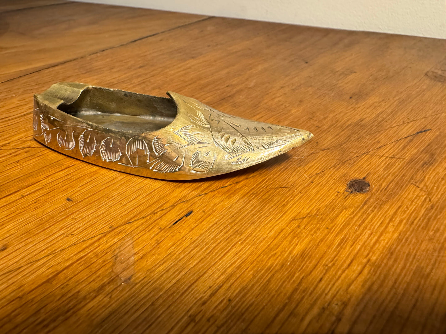 Small Brass Shoe/Slipper Miniature Ashtray | Vintage Retro Quirky | Hand Etched |