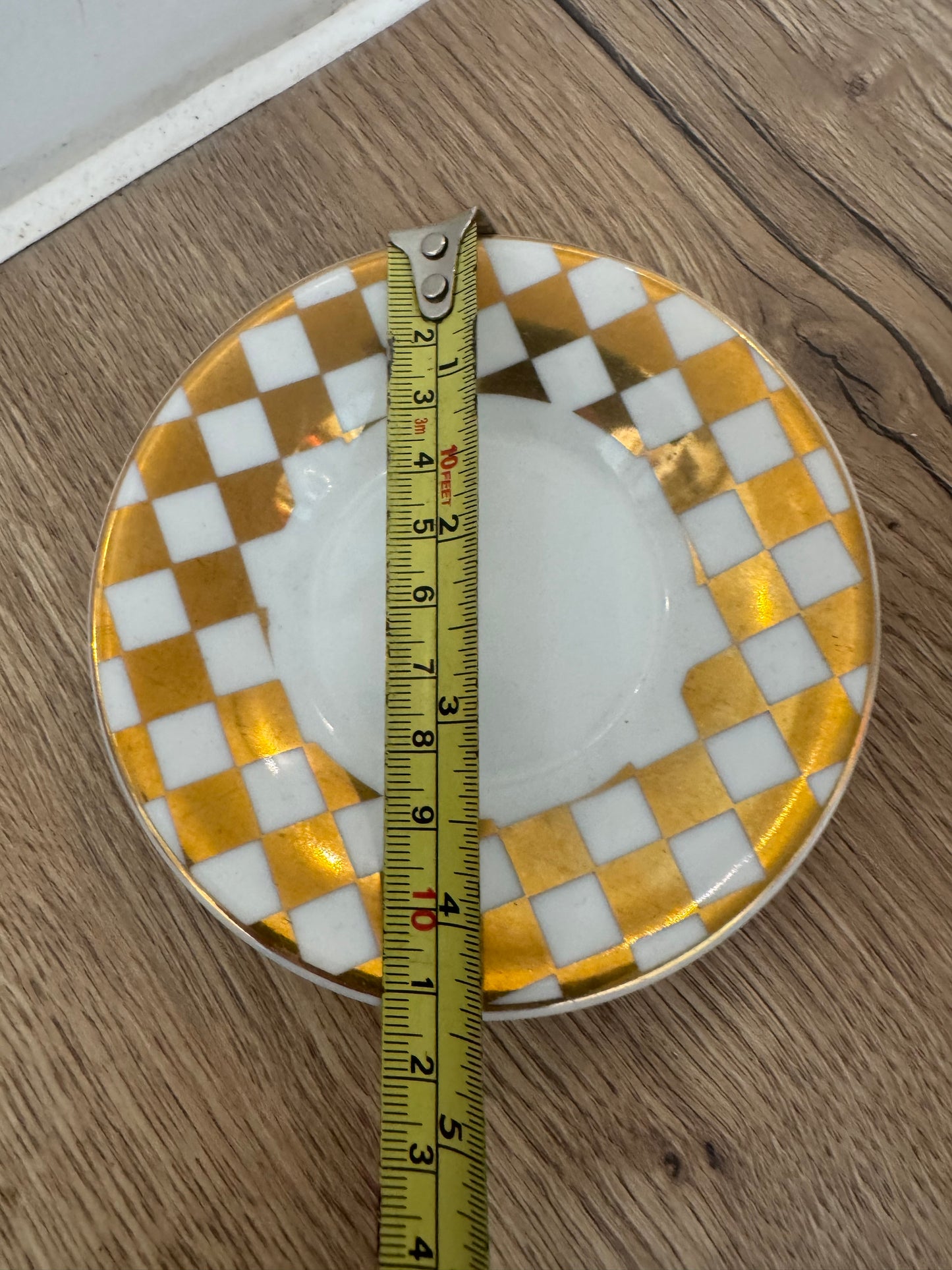 Pair of Gold and White Checkered Espresso Cups & Saucers | Coffee | Vintage Retro |