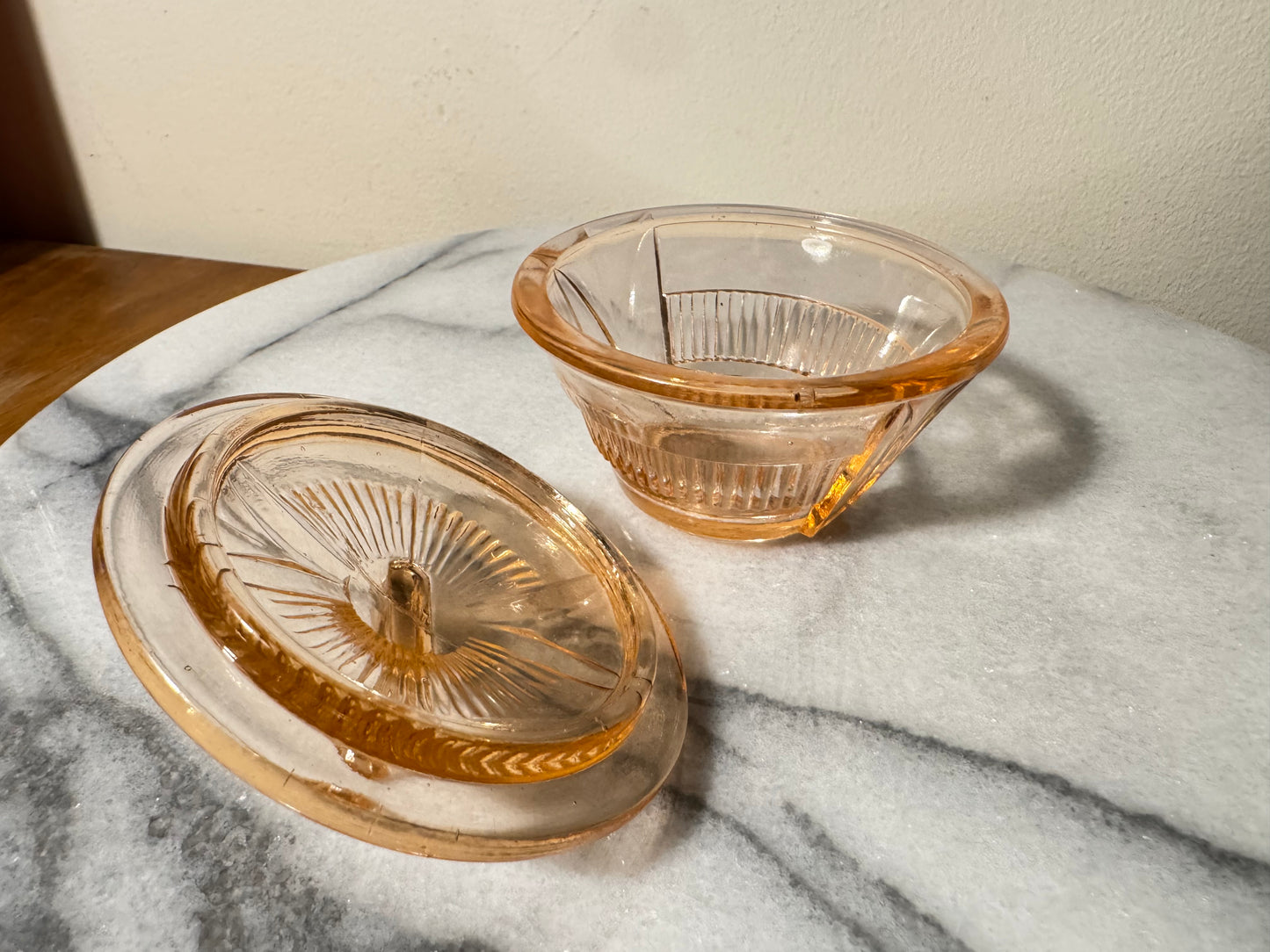 Small Pressed Glass Trinket Vanity Dish with Lid | Art Deco Vintage Retro | Pink |