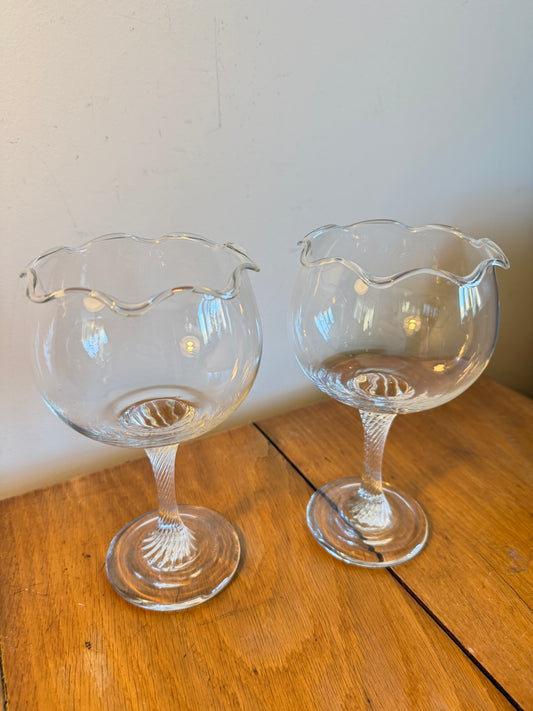Pair of Twisted Stem Gin Glasses | Scalloped/Flared Rim | Dessert Glass | Vintage Retro Barware |