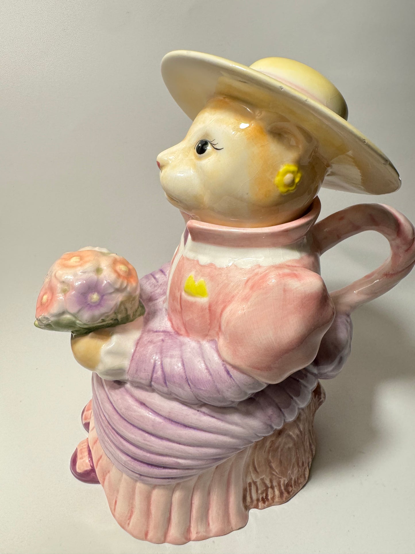 Ceramic Cat Lady Teapot | Vintage Retro Kitsch Quirky |