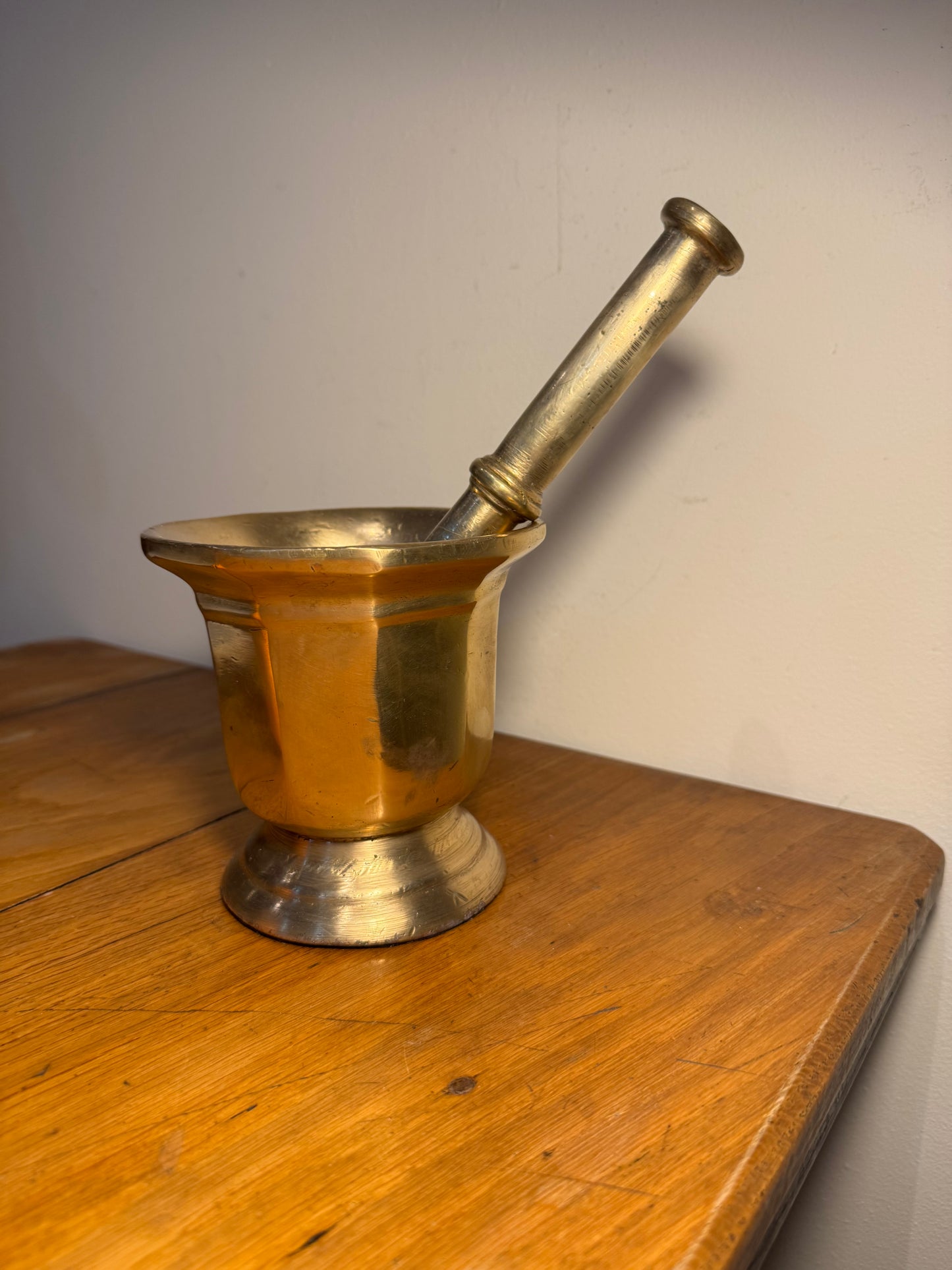 Solid Brass Antique Mortar & Pestle | 4KG | Vintage Kitchenware | Gold |