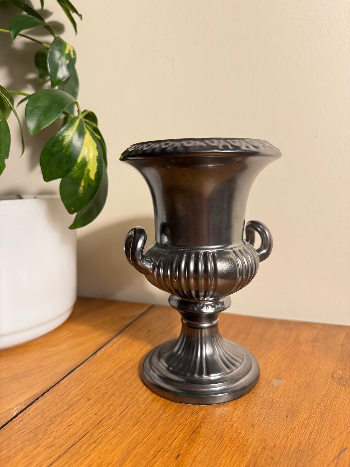 Dartmouth Pottery Urn Vase | Vintage Retro | Marked 67.B |