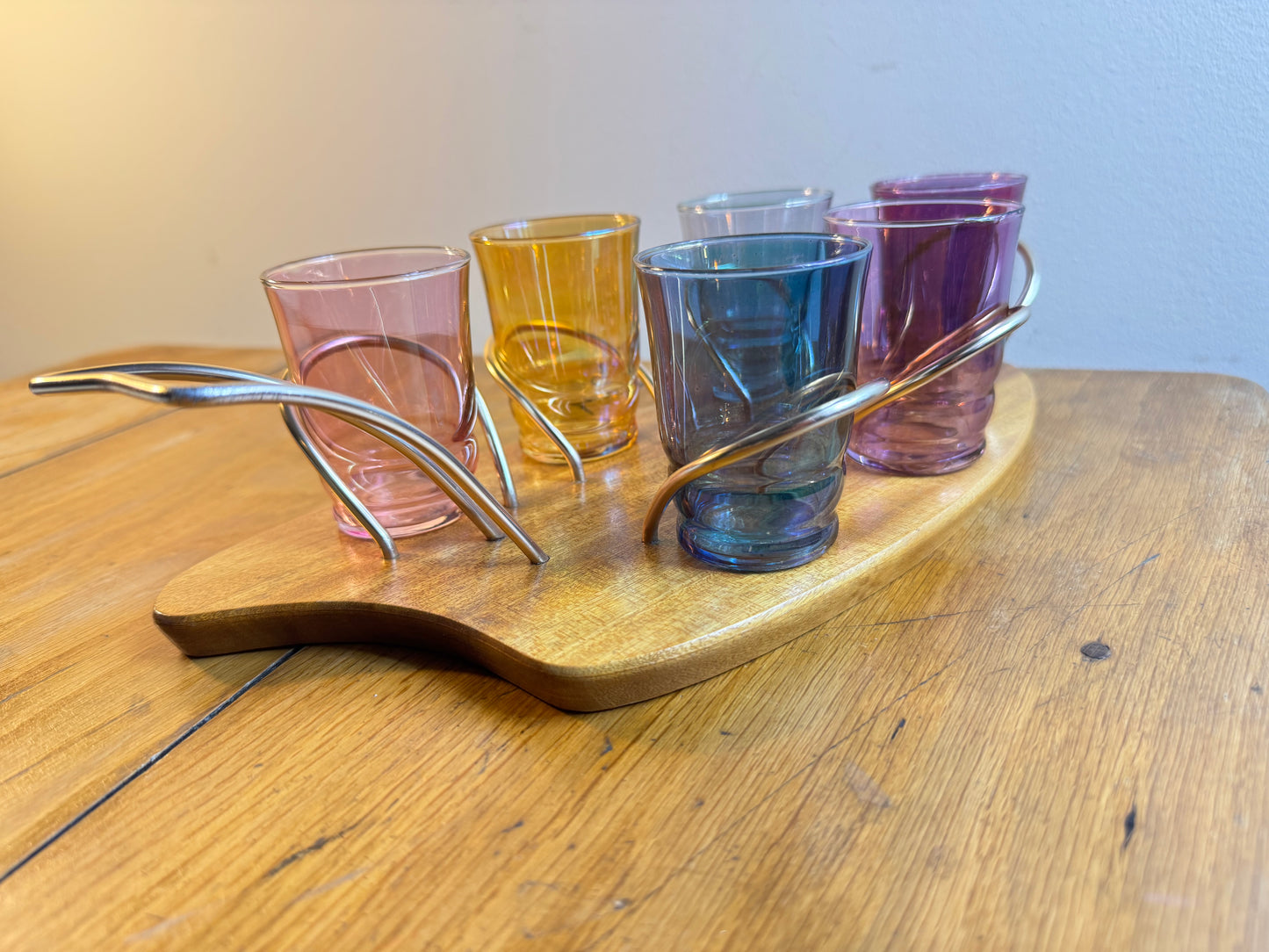 Set of Six Coloured Shot Glasses and a Wooden Serving Tray Stand Wyncraft | 1960s | Made in England | Vintage Retro |