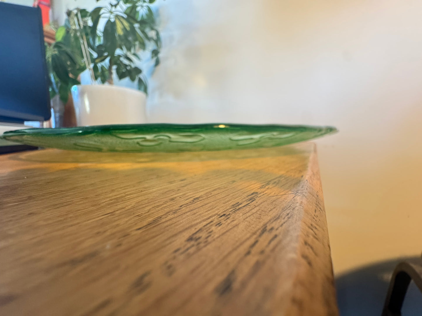 Green Pressed Glass XL Decorative Plate | Villeroy and Boch | Serving Plate |