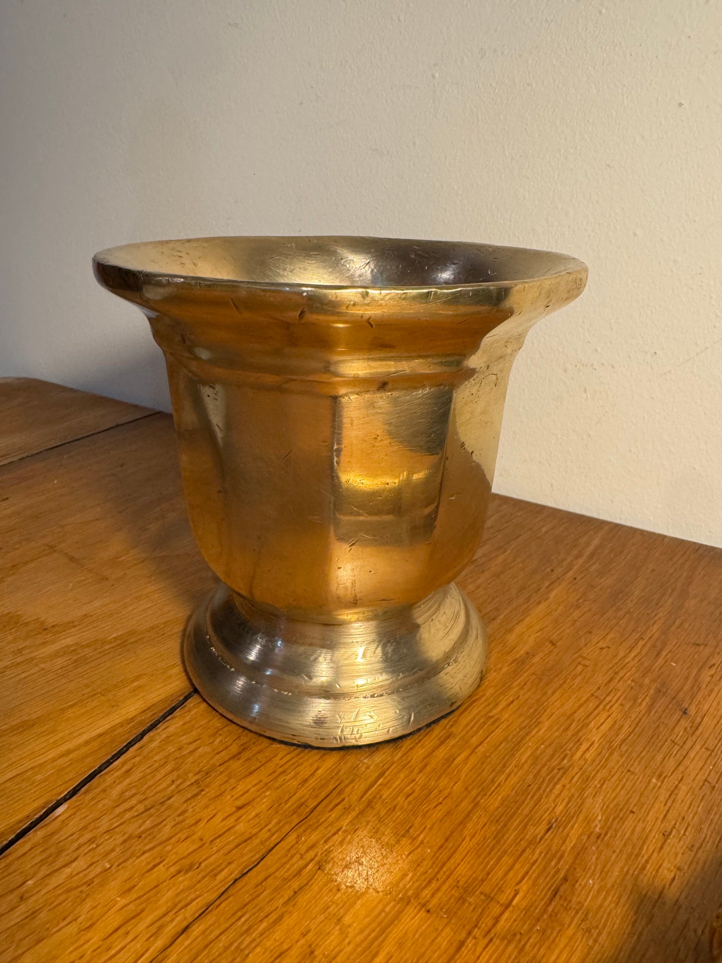 Solid Brass Antique Mortar & Pestle | 4KG | Vintage Kitchenware | Gold |