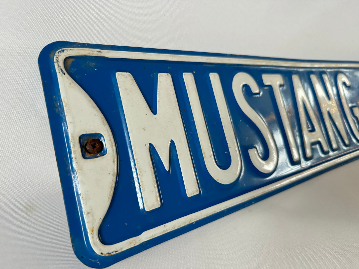 Mustang Country Metal Sign | Ford Memorabilia | Vintage Retro | 1970s | Man Cave |