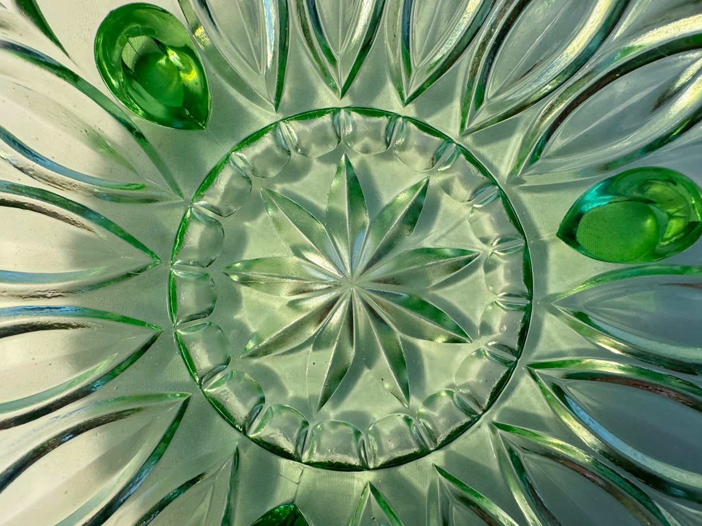 Green Cut Glass Large Bowl | Fruit Bowl | Art Deco | Footed Bowl | Vintage Retro |