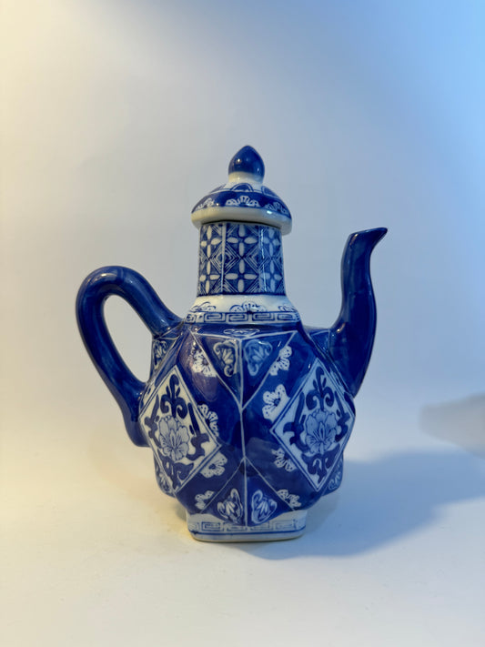 Decorative Geometric Chinese Teapot | Vintage Retro Quirky | Blue & White |