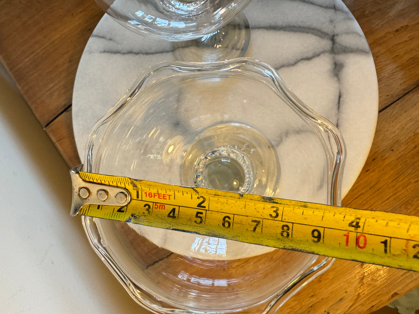 Pair of Twisted Stem Gin Glasses | Scalloped/Flared Rim | Dessert Glass | Vintage Retro Barware |