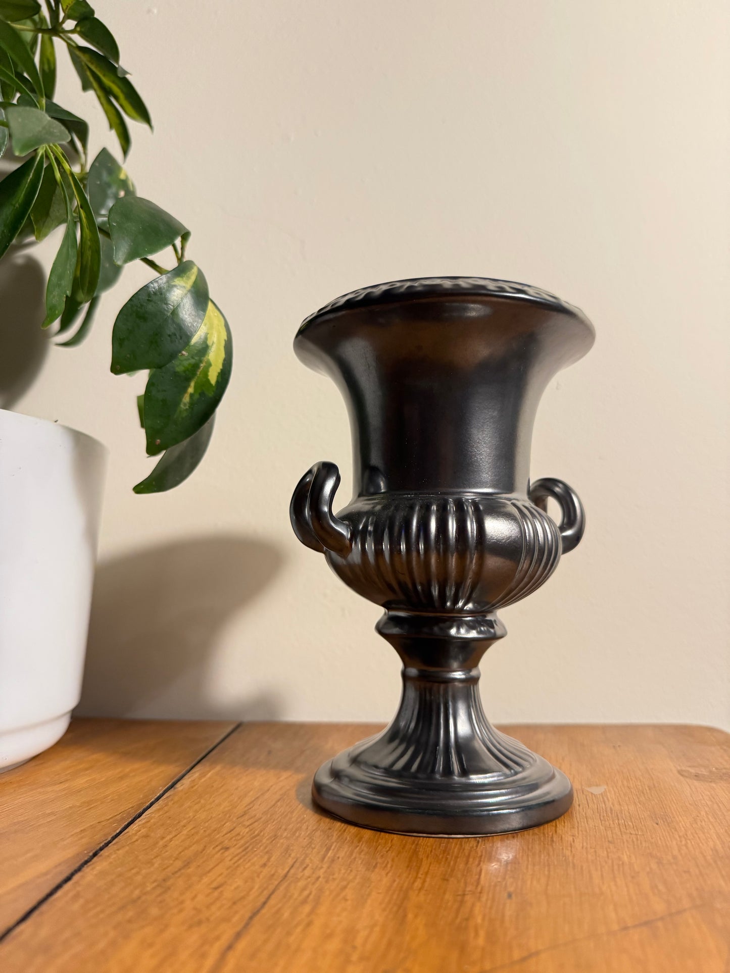 Dartmouth Pottery Urn Vase | Vintage Retro | Marked 67.B |