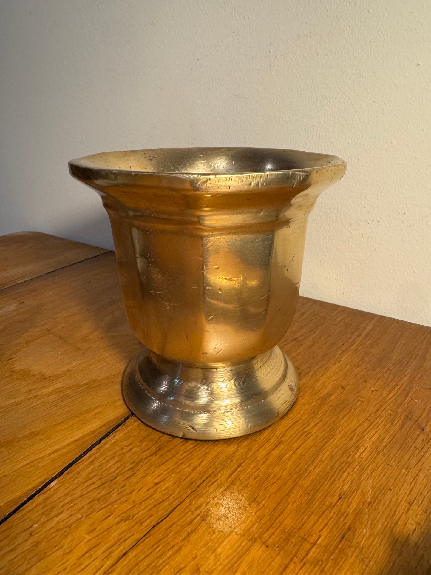 Solid Brass Antique Mortar & Pestle | 4KG | Vintage Kitchenware | Gold |