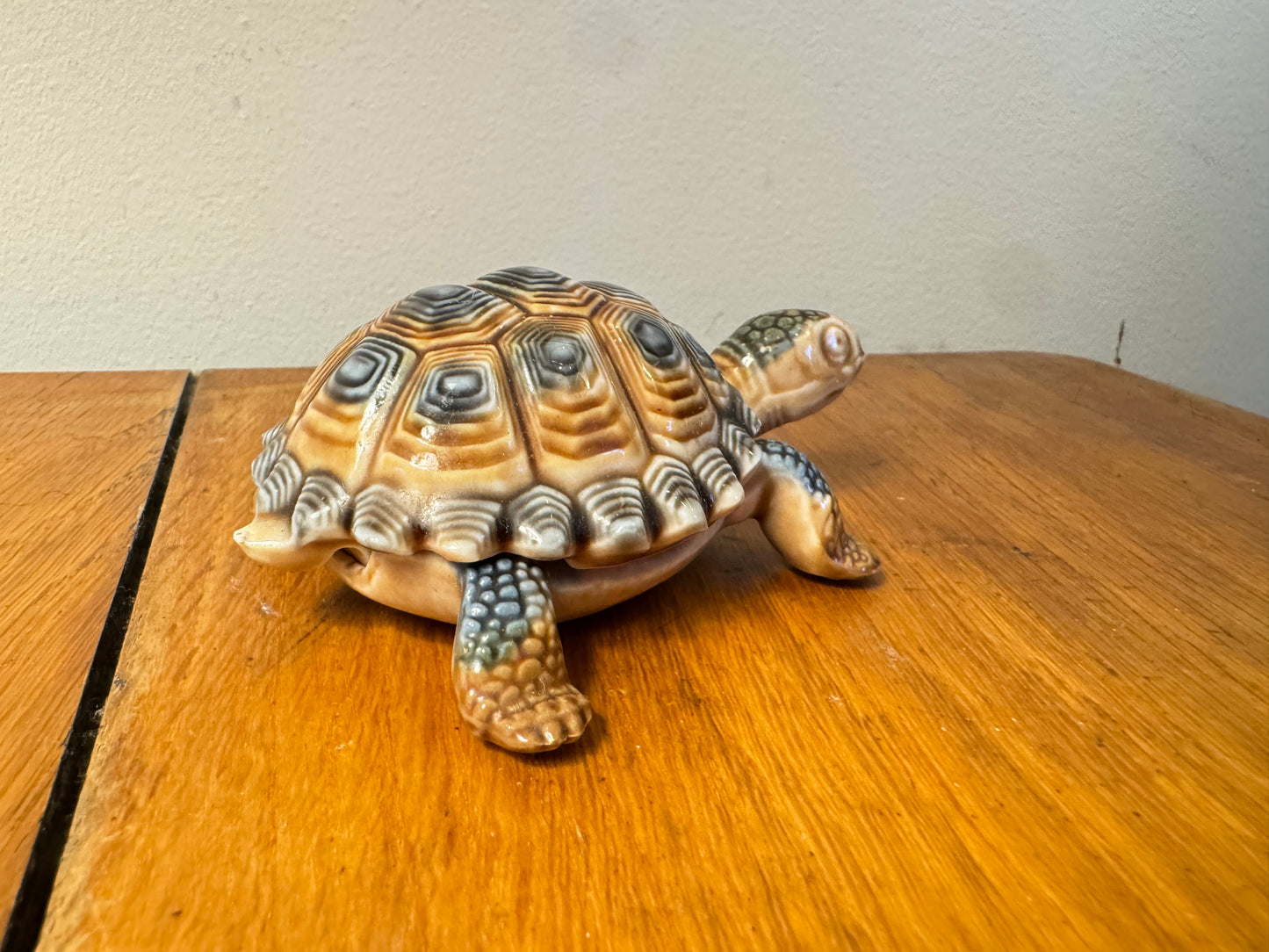 Wade Whimsie Porcelain Tortoise Trinket Pot | Vintage Retro | Made in England |