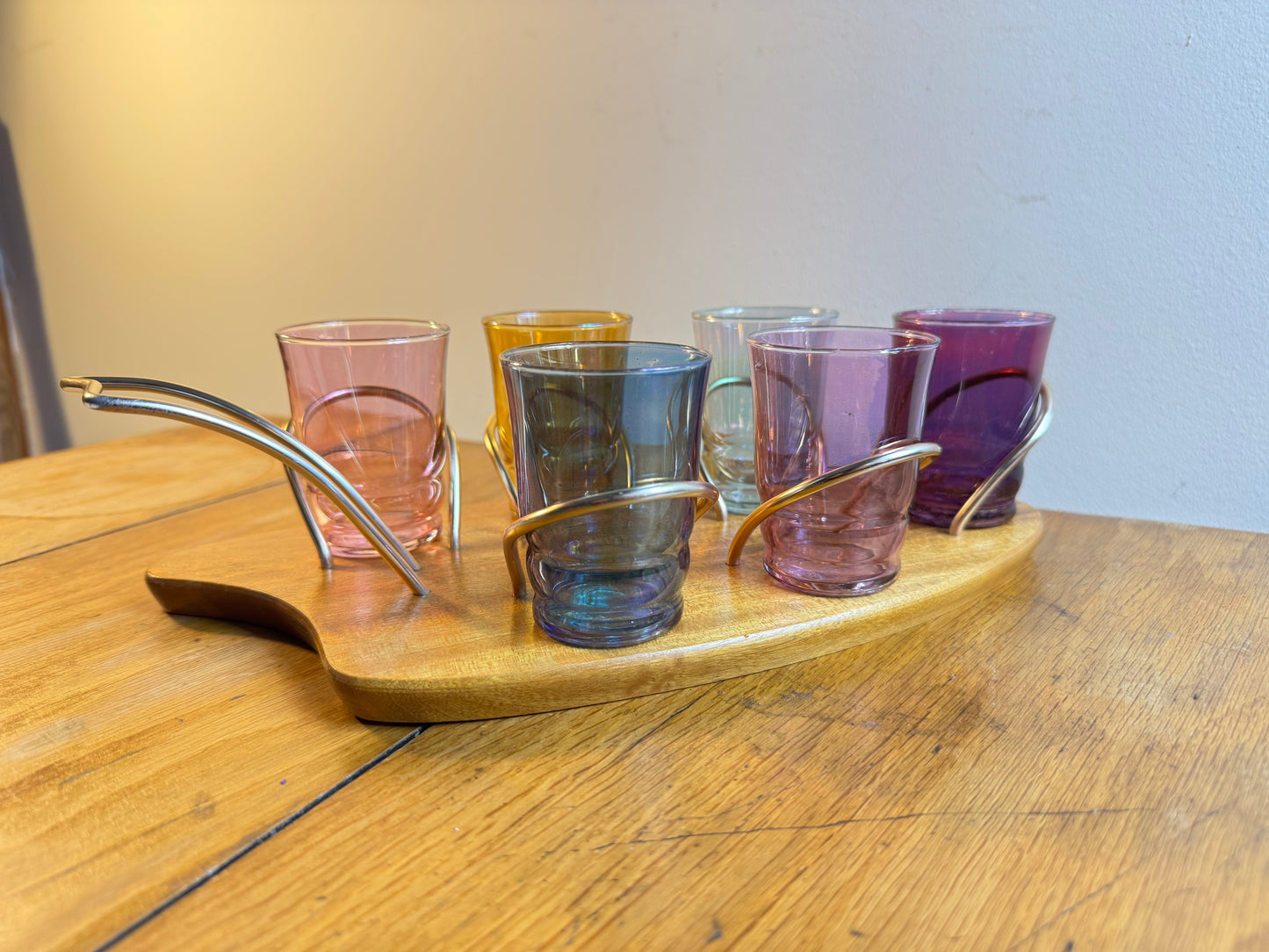 Set of Six Coloured Shot Glasses and a Wooden Serving Tray Stand Wyncraft | 1960s | Made in England | Vintage Retro |