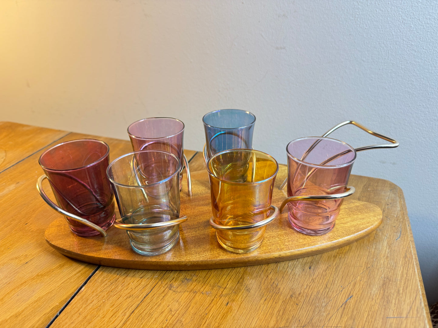 Set of Six Coloured Shot Glasses and a Wooden Serving Tray Stand Wyncraft | 1960s | Made in England | Vintage Retro |