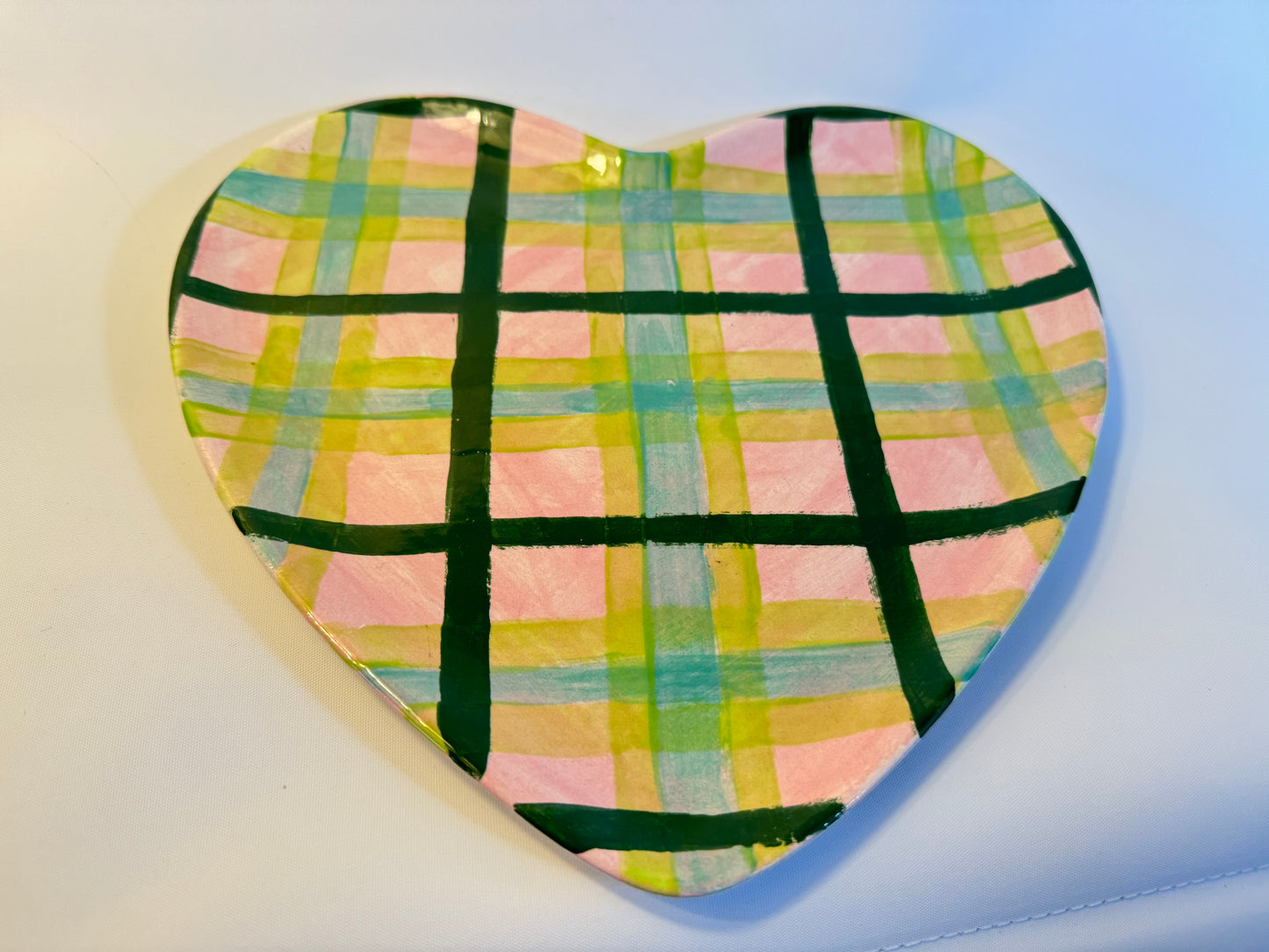 Heart Shaped Decorative Plate | Tartan/Checked Pattern | Vintage Retro Style | Cute Decor Dopamine Decor |