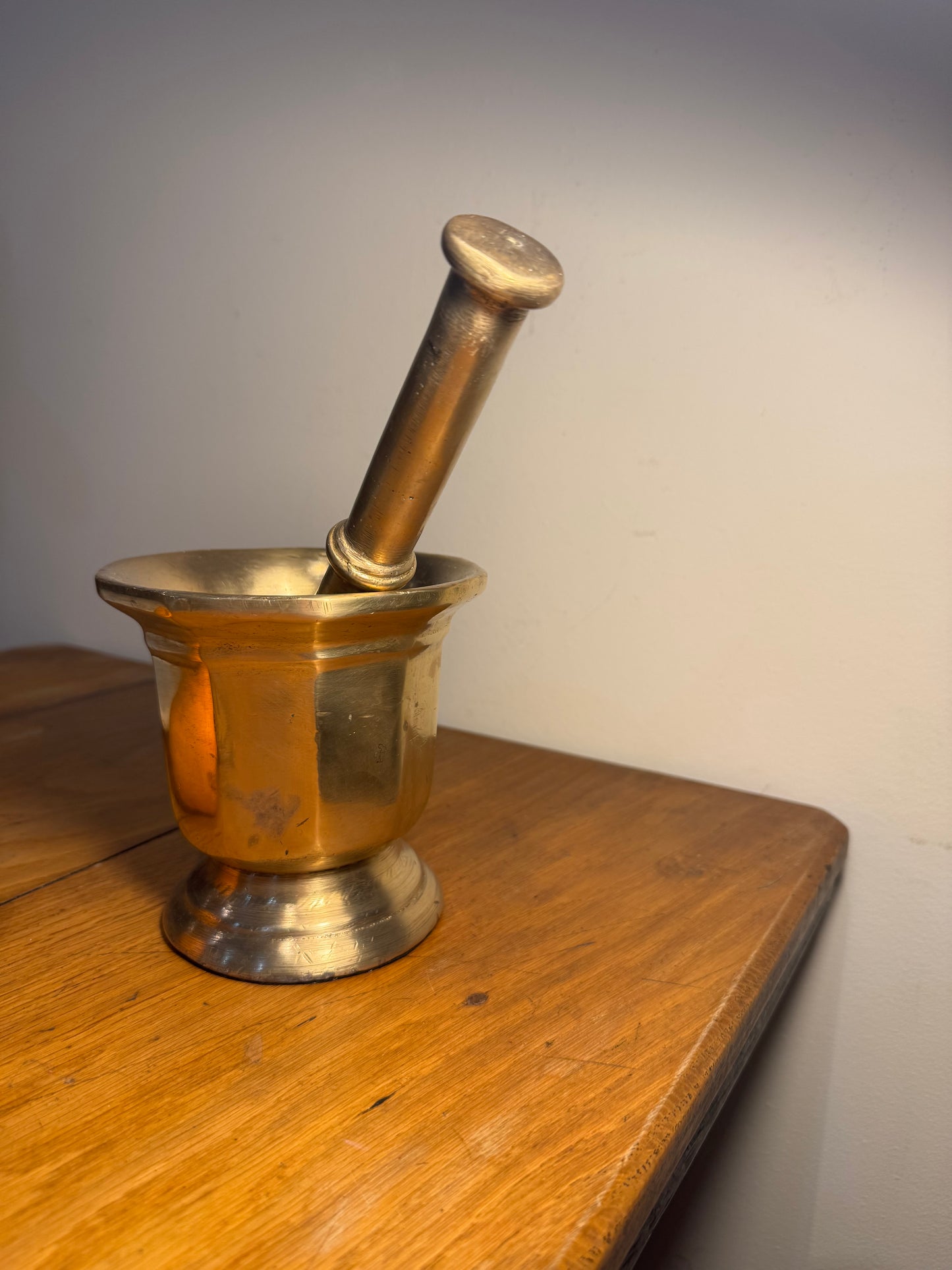 Solid Brass Antique Mortar & Pestle | 4KG | Vintage Kitchenware | Gold |