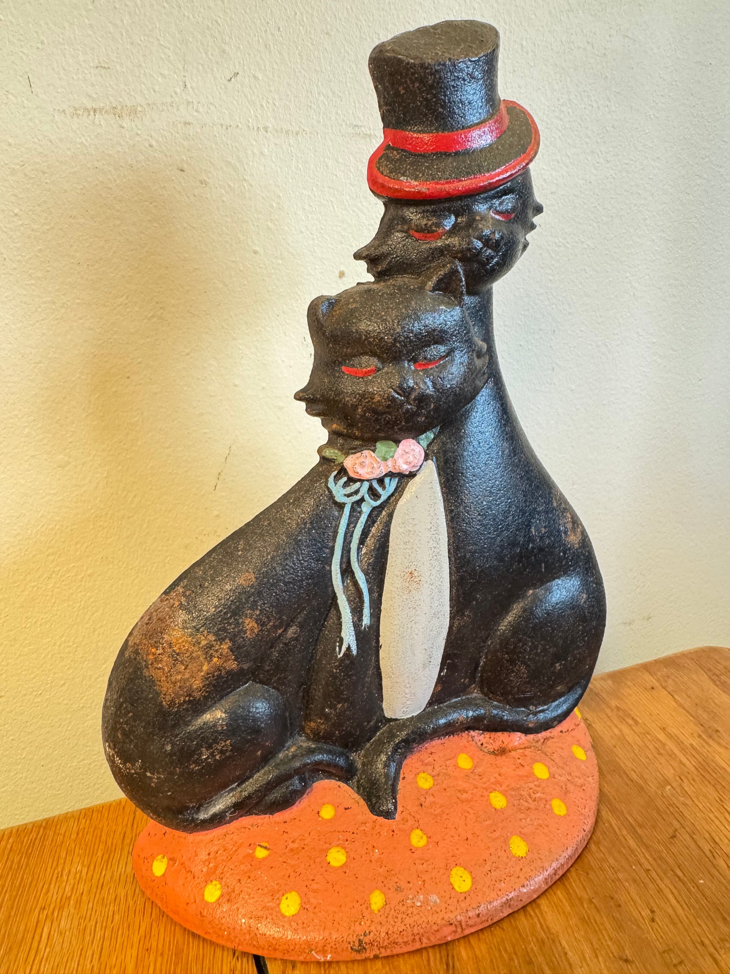 Vintage Cast Iron Tom Cat and Lady Cat Door Stop | Vintage Retro Antique | Quirky Unique |