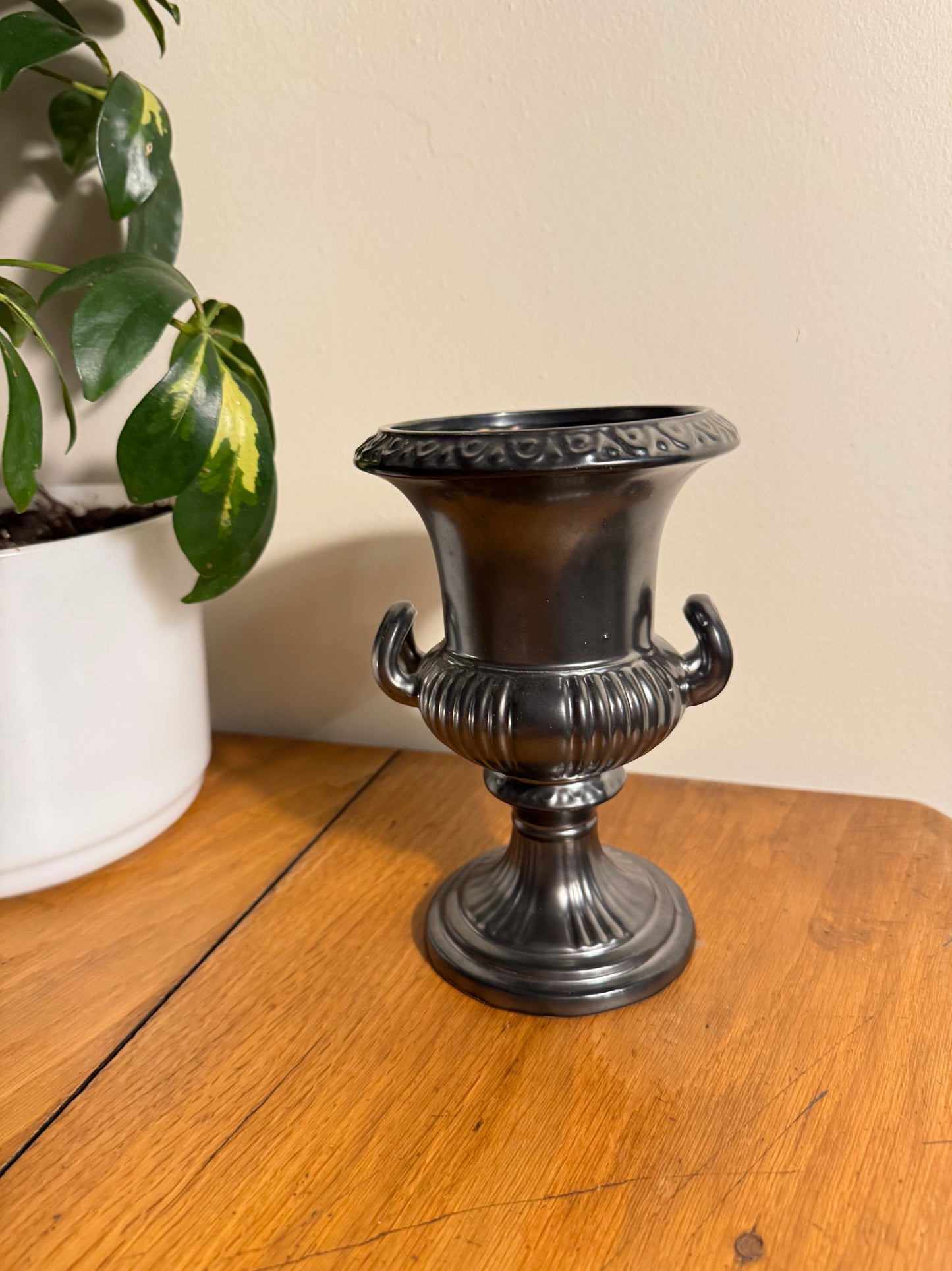 Dartmouth Pottery Urn Vase | Vintage Retro | Marked 67.B |