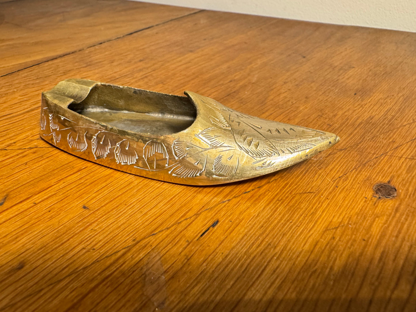 Small Brass Shoe/Slipper Miniature Ashtray | Vintage Retro Quirky | Hand Etched |