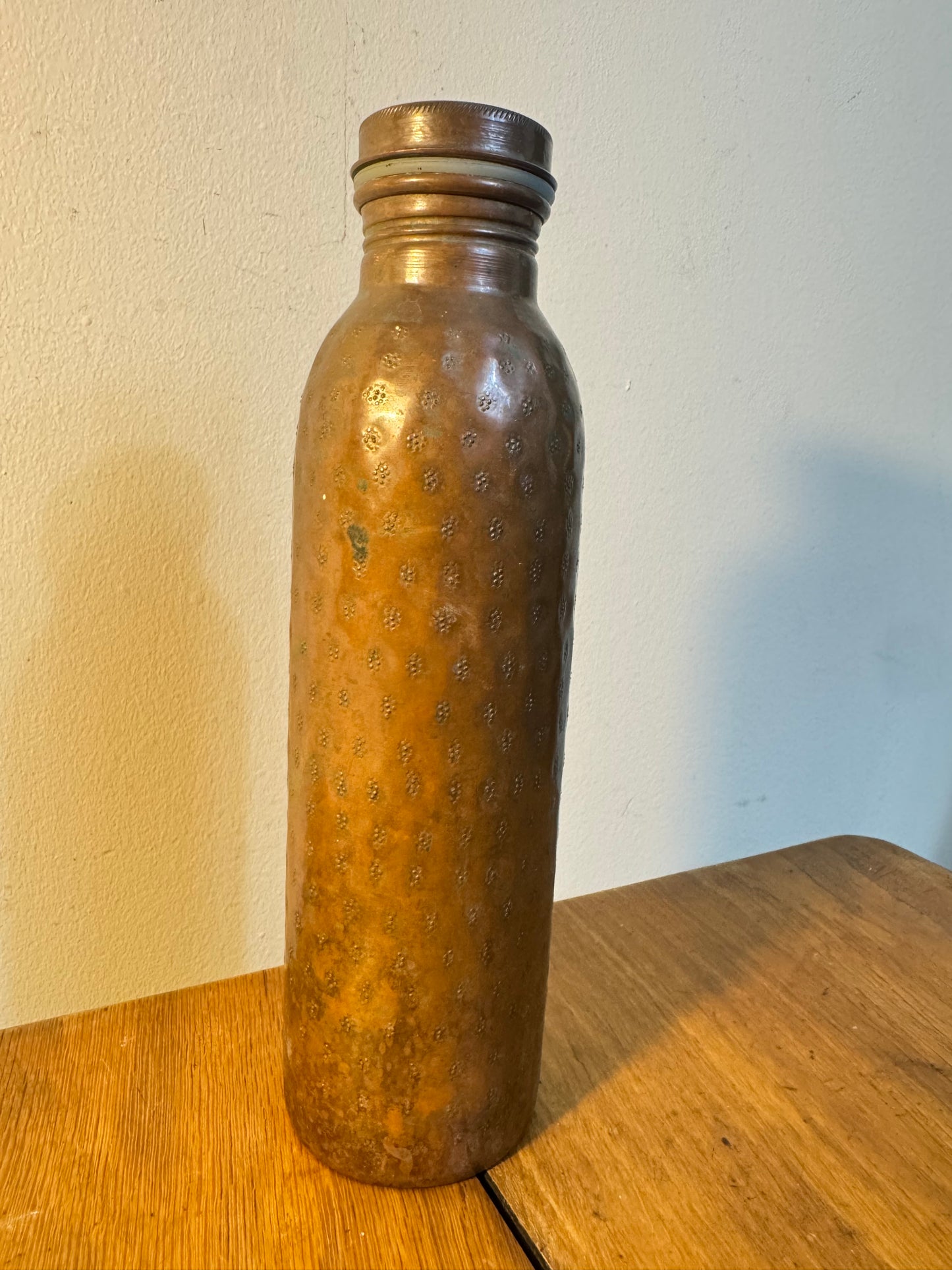 Hammered Copper Flask Bottle with Screw Top Lid | Vintage Retro Antique |