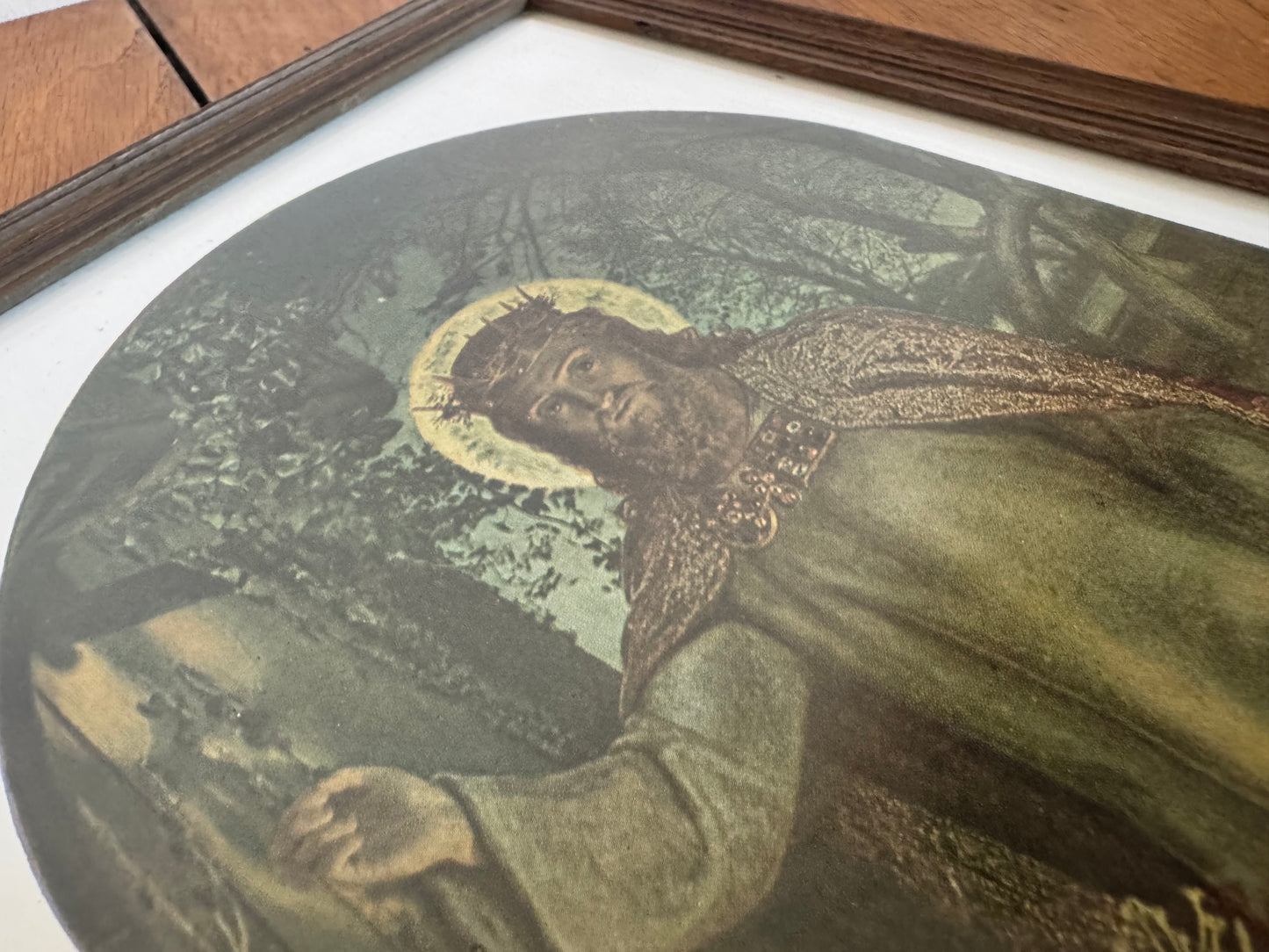 The Light of The World by Holman Hunt Religious Framed Print | Vintage Retro | Jesus Holy Religious | Gallery Wall |