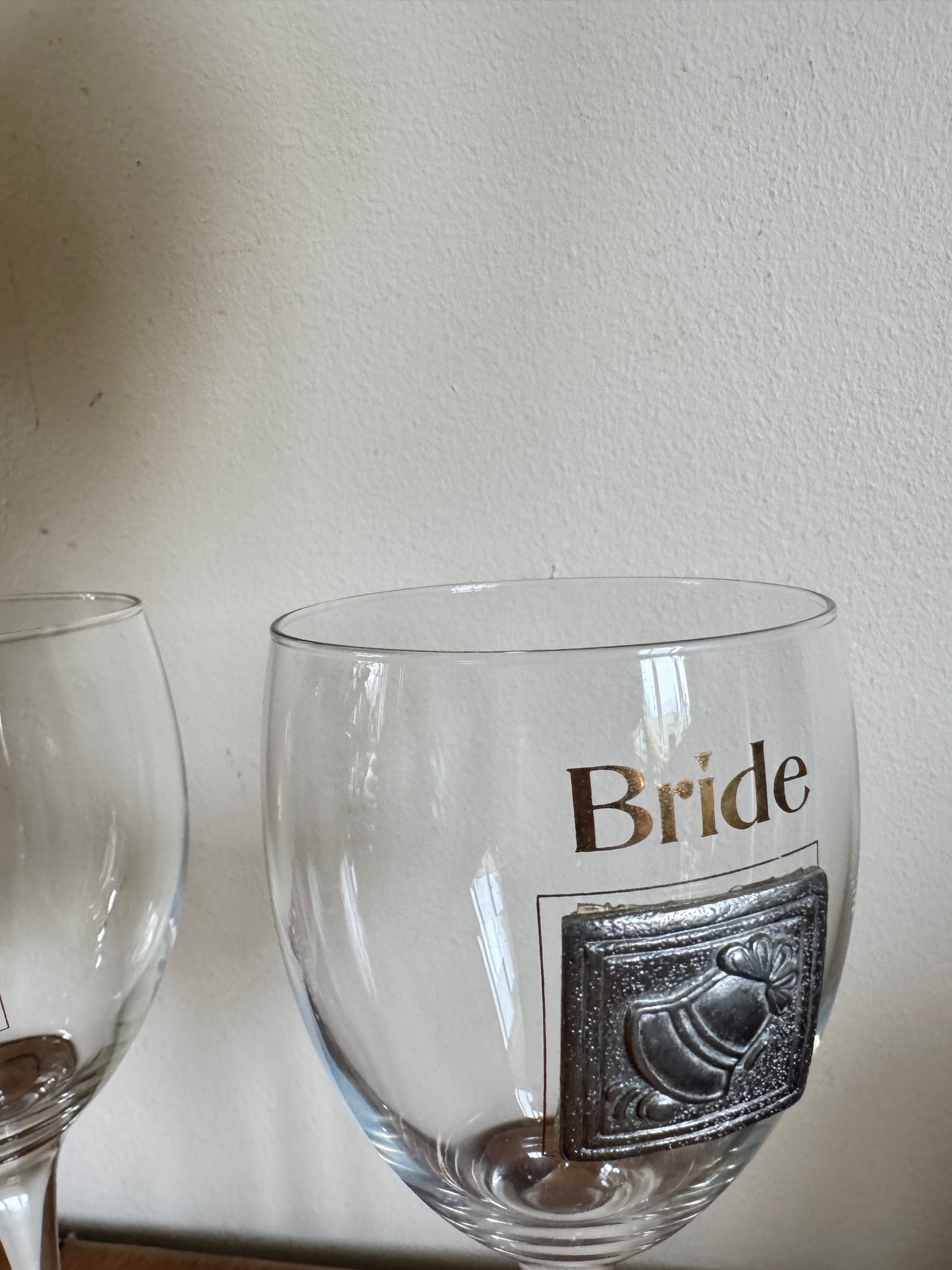 Vintage Bride & Groom Personalised Wine Glasses | Wedding Day | Wedding Gift | Arc France |