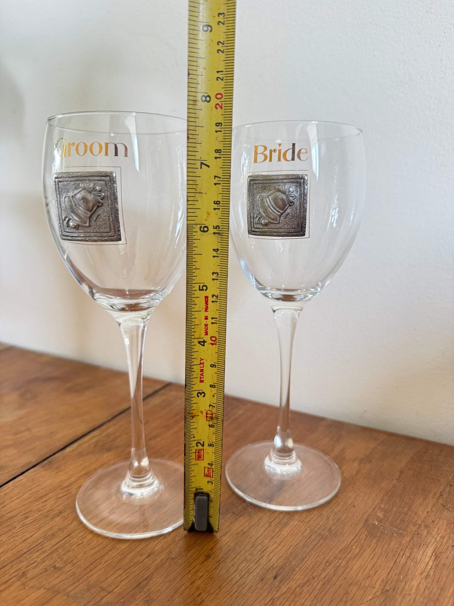 Vintage Bride & Groom Personalised Wine Glasses | Wedding Day | Wedding Gift | Arc France |