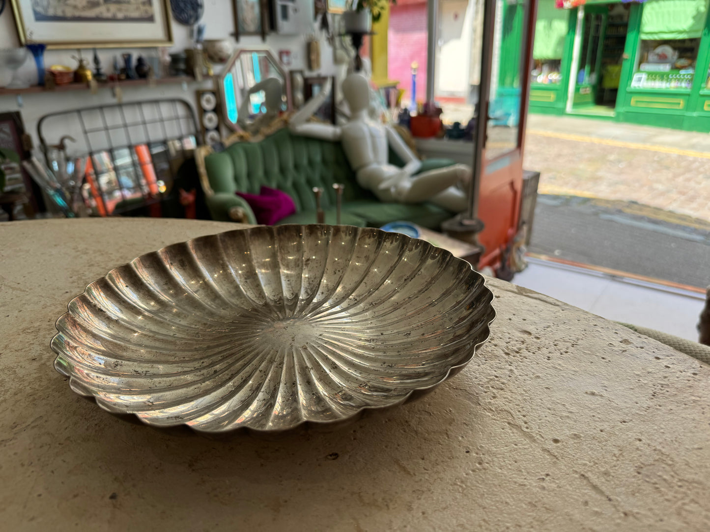 Elkington Scalloped Silver Plate Decorative Platter / Fruit Bowl