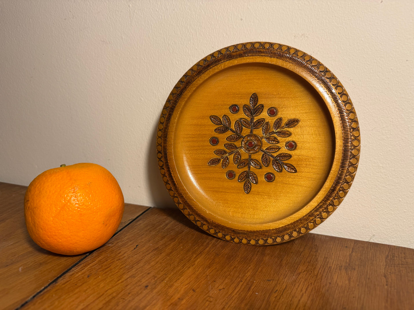 Decorative Wooden Wall Plate |Vintage Retro Decor | Jersey UK |