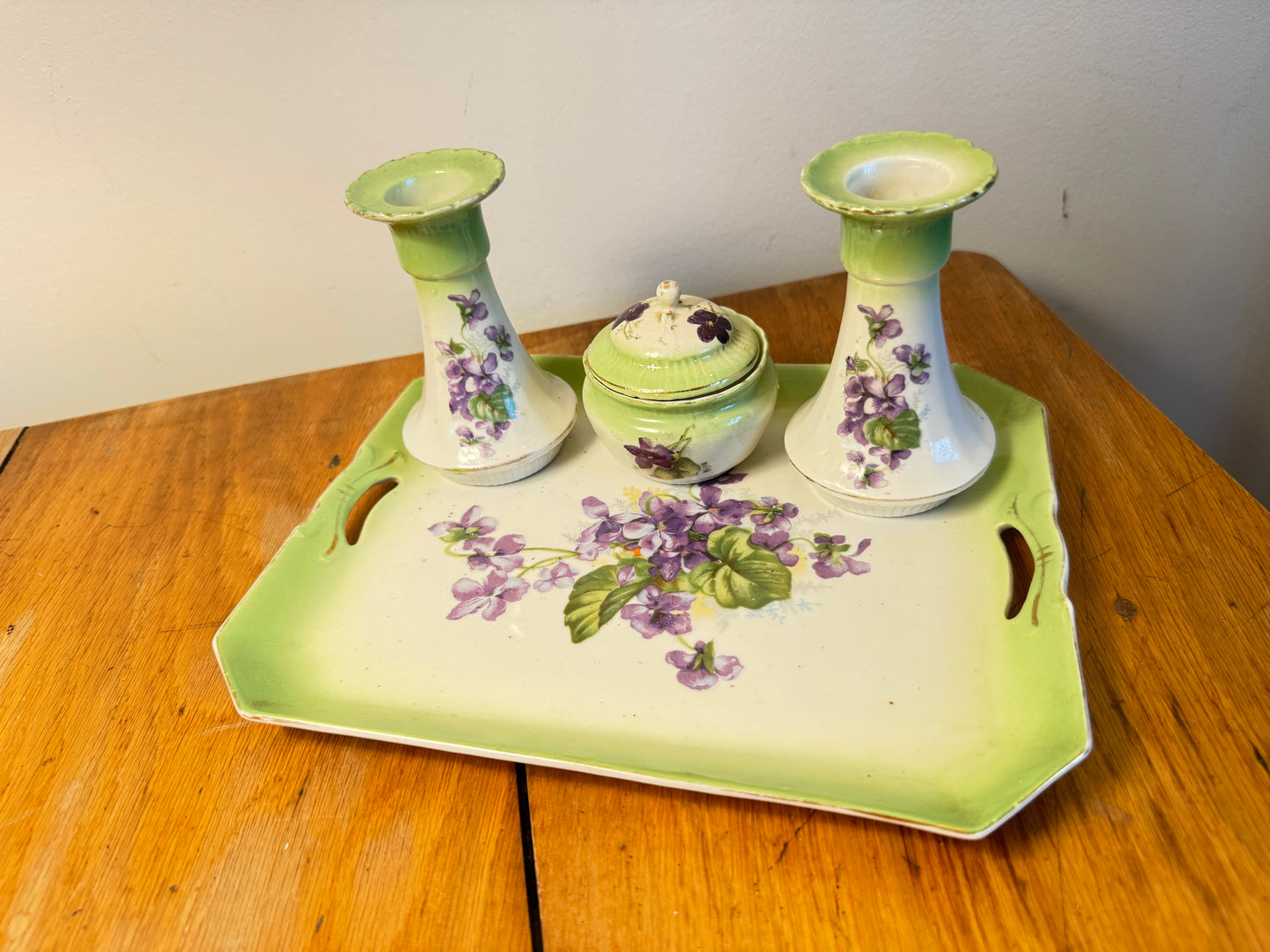 Green Ceramic 4 Piece Vanity Set | Dressing Table | Retro Unique |