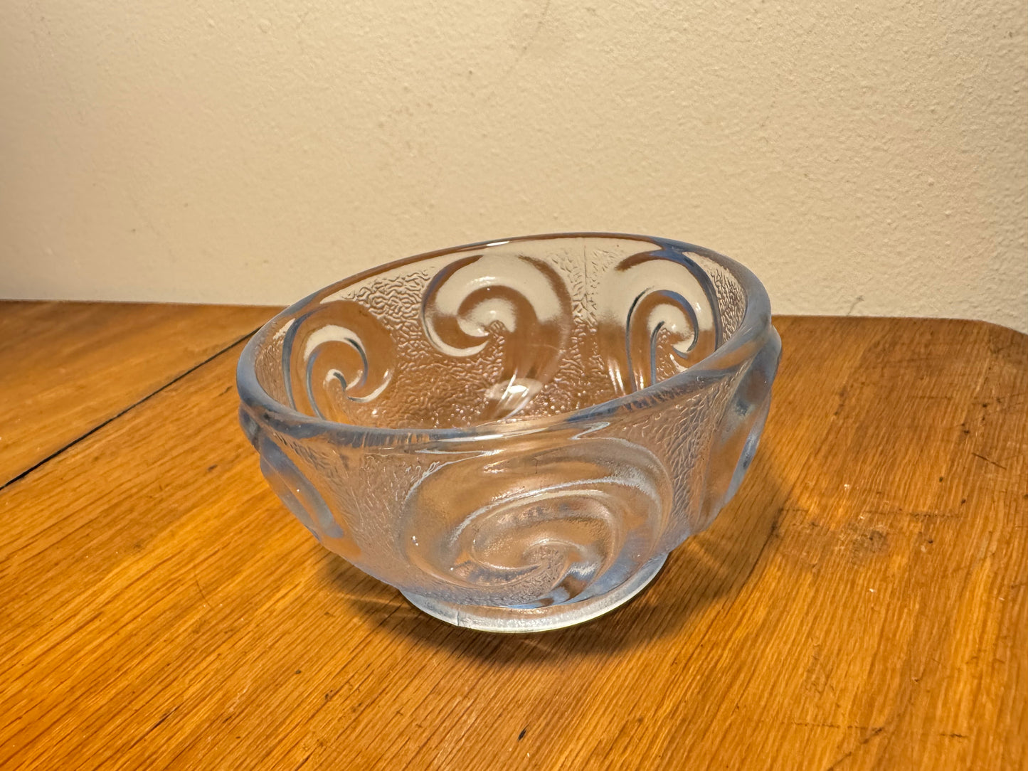 Small Pressed Glass Trinket Vanity Dish with Lid | Art Deco Vintage Retro |