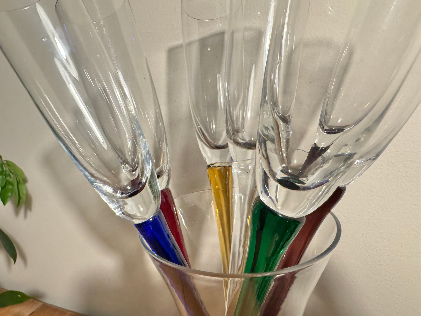 Bouquet of Glasses with XL Long Stems | Set of 6 Stemless Champagne Flute & Vase |