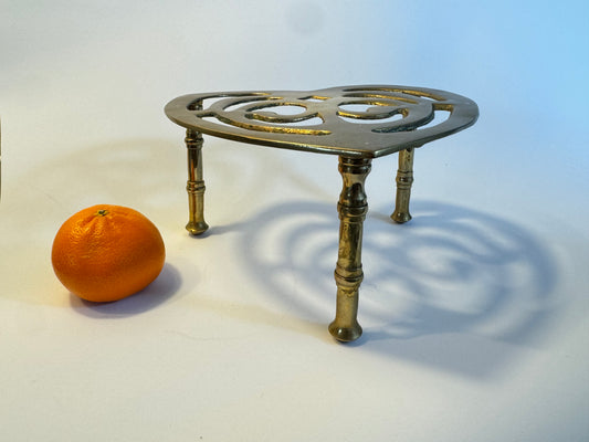 Solid Brass Heart Trivet Pot Stand | Cute Kitsch | Vintage Kitchenware Kitchenalia | Gold |