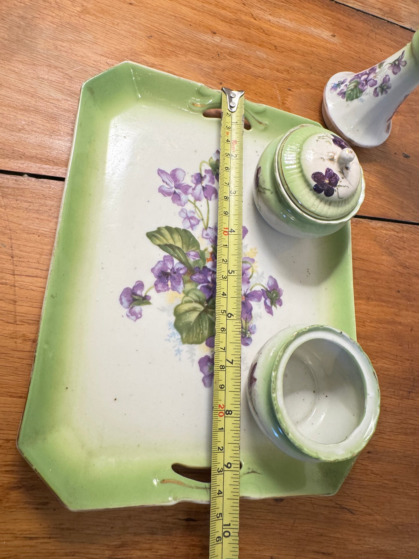 Green Ceramic 4 Piece Vanity Set | Dressing Table | Retro Unique |