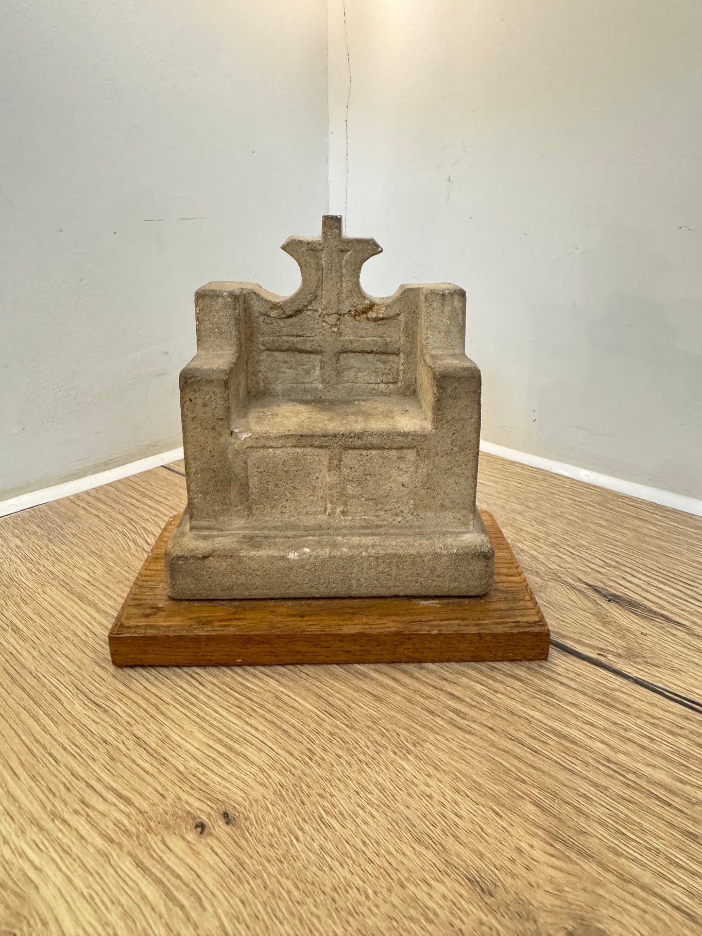 St Luke’s Deptford Stone Chair Ornament on Wooden Base | 1960 | Catholic Holy Decor | Gothic |