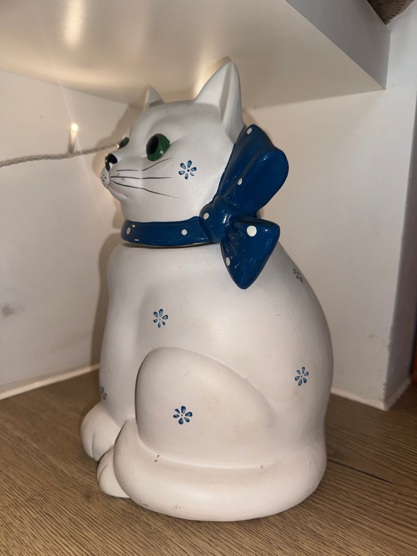 Ceramic White Cat Cookie Jar | Vintage Unique Quirky Kitsch |