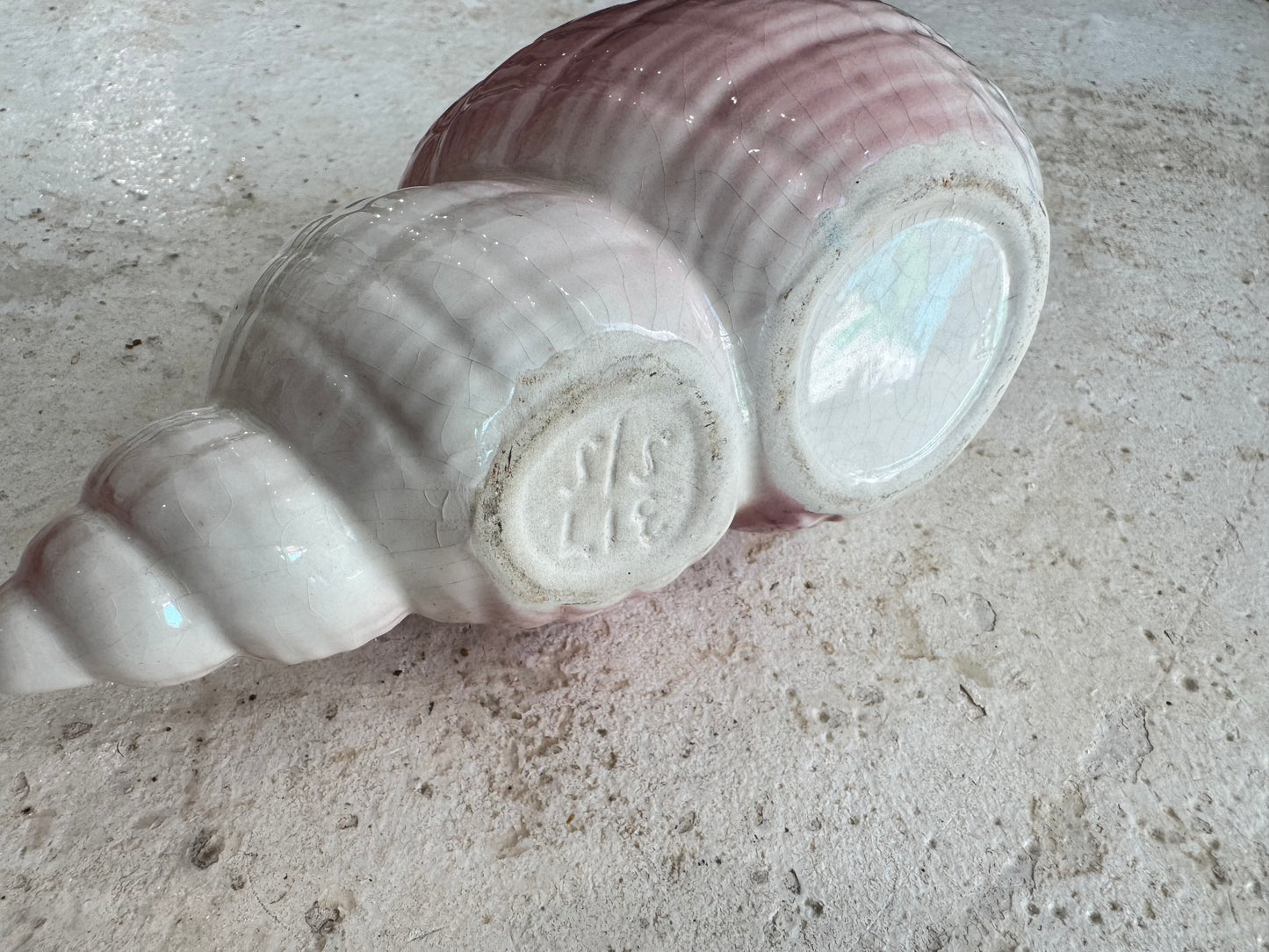 Pink Ceramic Shell Vase/Pot | Vintage Retro | Nautical Beach House | Kitsch Decor |