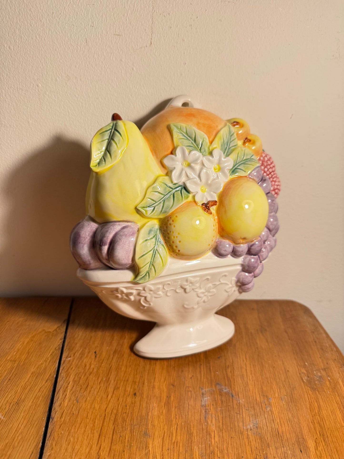 Ceramic Fruit Bowl Wall Art | Vintage Retro | Kitsch Quirky |