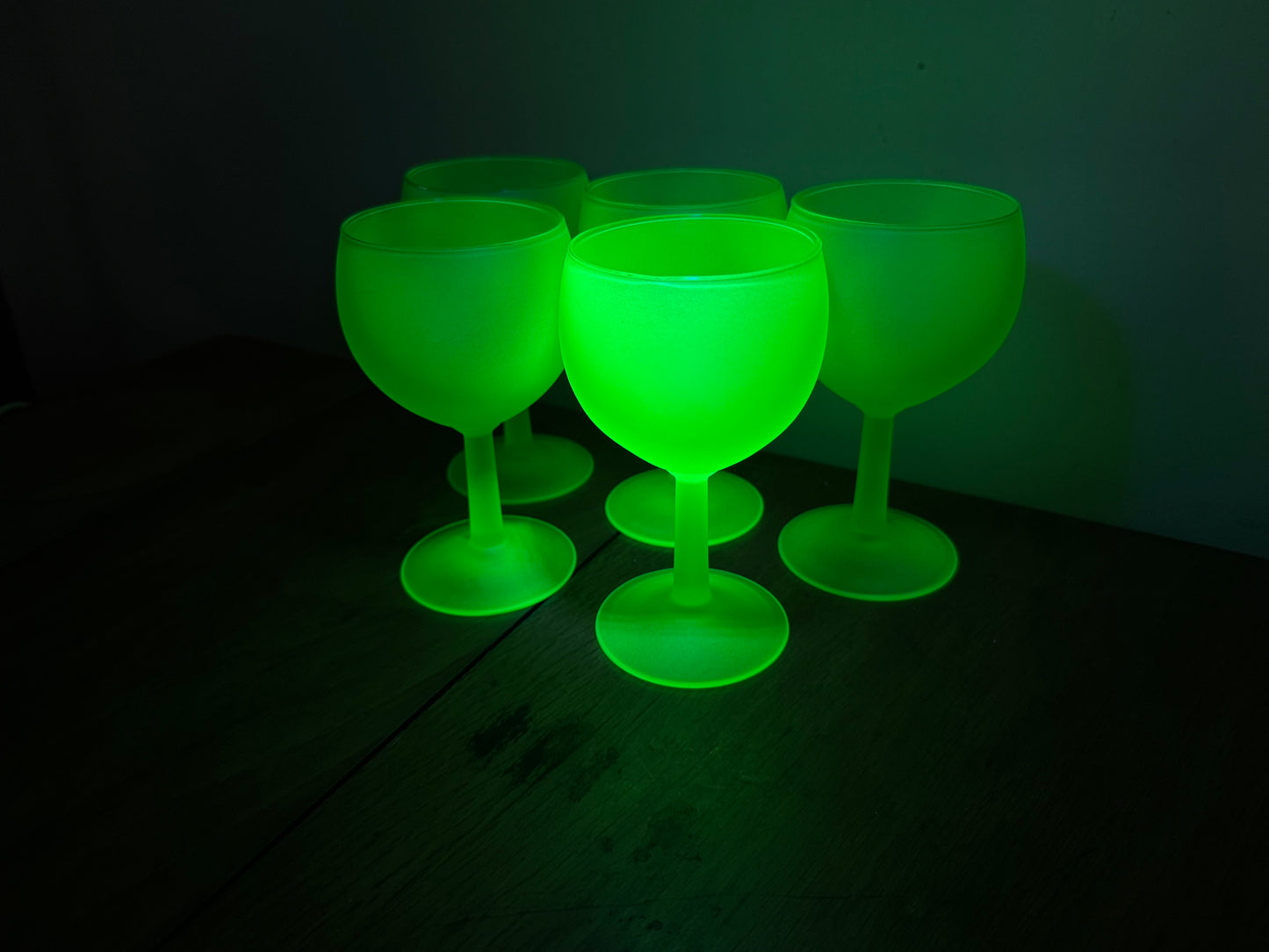 Set of 5 Frosted Uranium Wine Glasses | Luminarc France Techno Neon Green | Vaseline Glass | Vintage Retro Quirky Barware |