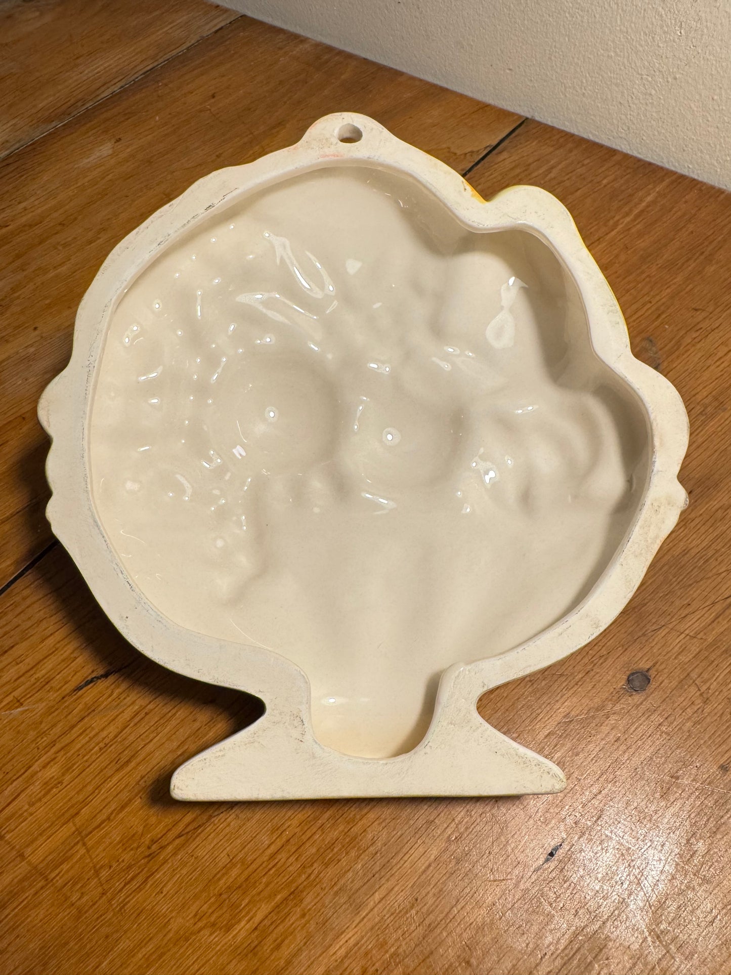 Ceramic Fruit Bowl Wall Art | Vintage Retro | Kitsch Quirky |